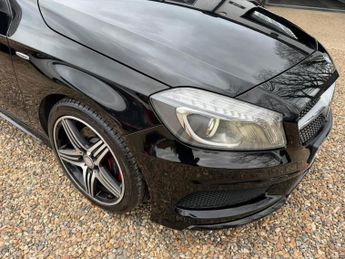 MERCEDES-BENZ A-CLASS 2.0 A250 Engineered by AMG Hatchback 5dr Petrol 7G-DCT 4MATIC Eu