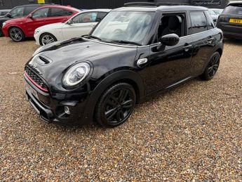 MINI HATCH 2.0 Cooper S Sport Hatchback 5dr Petrol Steptronic Euro 6 (s/s) 
