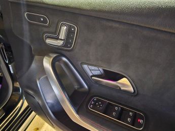 MERCEDES-BENZ A-CLASS 1.3 A200 AMG Line (Premium Plus) Hatchback 5dr Petrol 7G-DCT Eur