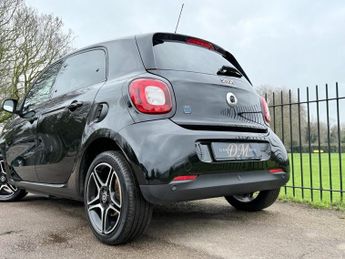 SMART FORFOUR 17.6kWh Premium Hatchback 5dr Electric Auto (22kW Charger) (82 p