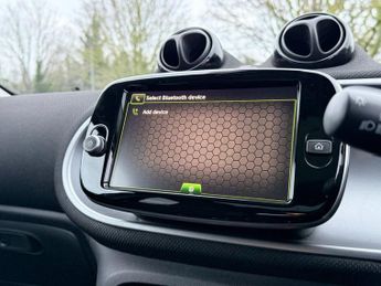 SMART FORFOUR 17.6kWh Premium Hatchback 5dr Electric Auto (22kW Charger) (82 p