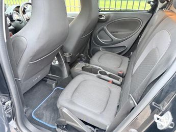 SMART FORFOUR 17.6kWh Premium Hatchback 5dr Electric Auto (22kW Charger) (82 p