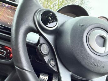 SMART FORFOUR 17.6kWh Premium Hatchback 5dr Electric Auto (22kW Charger) (82 p