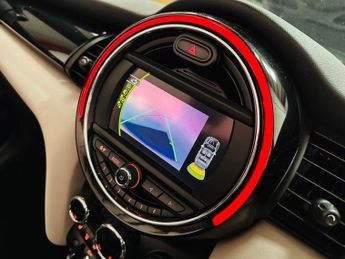 MINI CONVERTIBLE 1.5 Cooper Convertible 2dr Petrol Manual Euro 6 (s/s) (136 ps)