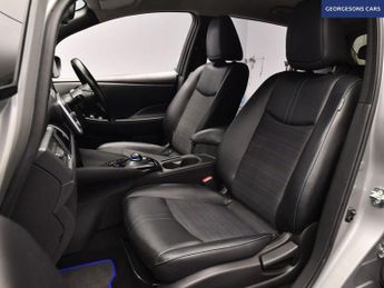 NISSAN LEAF 62kWh e+ N-Connecta Hatchback 5dr Electric Auto (217 ps)