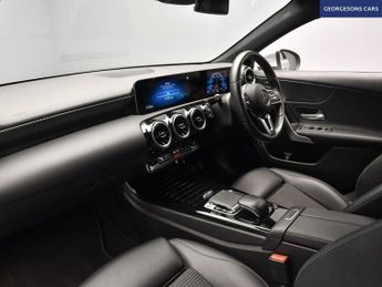 MERCEDES-BENZ A-CLASS 1.5 A180d Sport (Executive) Hatchback 5dr Diesel 7G-DCT Euro 6 (