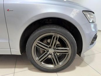 AUDI Q5 2.0 TDI S line Plus SUV 5dr Diesel S Tronic quattro Euro 6 (s/s)