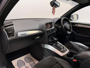 AUDI Q5 2.0 TDI S line Plus SUV 5dr Diesel S Tronic quattro Euro 6 (s/s)