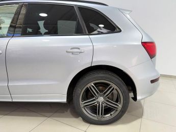 AUDI Q5 2.0 TDI S line Plus SUV 5dr Diesel S Tronic quattro Euro 6 (s/s)