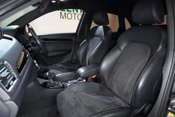 AUDI Q3 2.0 TDI Black Edition SUV 5dr Diesel S Tronic quattro Euro 6 (s/