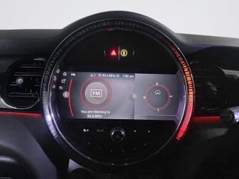 MINI Electric Hatch Cooper SE 32.6kWh Level 2 Hatchback 3dr Electric Auto (184 ps)