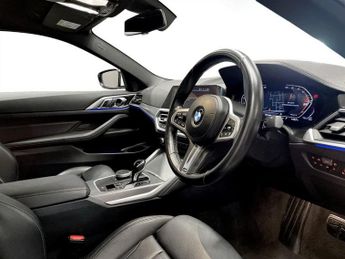 BMW 4 SERIES 2.0 420i M Sport Coupe 2dr Petrol Auto Euro 6 (s/s) (184 ps)