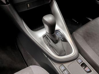 TOYOTA YARIS 1.5 VVT-h Icon Hatchback 5dr Petrol Hybrid E-CVT Euro 6 (s/s) (1