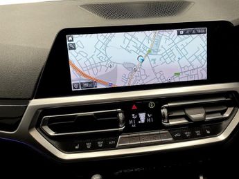 BMW 3 SERIES 2.0 330e 12kWh SE Pro Saloon 4dr Petrol Plug-in Hybrid Auto Euro