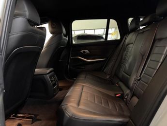 BMW 3 SERIES 2.0 320i M Sport Touring 5dr Petrol Auto Euro 6 (s/s) (184 ps)