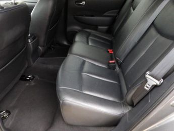 NISSAN LEAF 24kWh Tekna Hatchback 5dr Electric Auto (107 bhp)