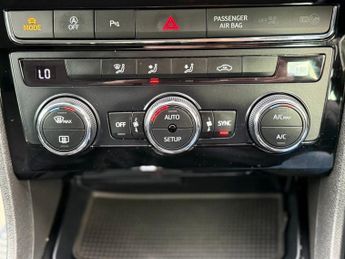 SEAT LEON 2.0 TSI FR Hatchback 5dr Petrol DSG Euro 6 (s/s) (190 ps)
