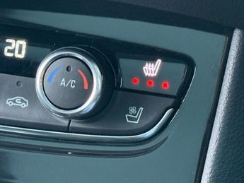 VAUXHALL GRANDLAND X 1.6 Turbo D BlueInjection Elite Nav SUV 5dr Diesel Auto Euro 6 (