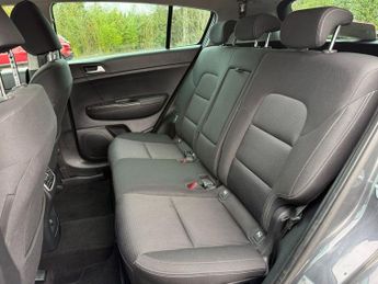 KIA SPORTAGE 1.6 CRDi 2 SUV 5dr Diesel DCT Euro 6 (s/s) (134 bhp)