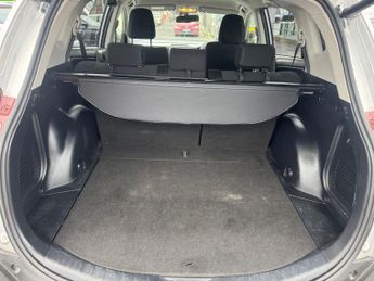 TOYOTA RAV4 2.2 D-CAT Icon SUV 5dr Diesel Auto 4WD Euro 5 (150 ps)