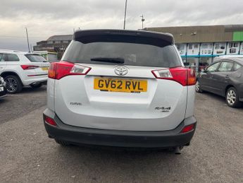 TOYOTA RAV4 2.2 D-CAT Icon SUV 5dr Diesel Auto 4WD Euro 5 (150 ps)