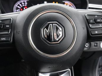 MG MG 5 61.1kWh Exclusive Long Range Estate 5dr Electric Auto (156 ps)