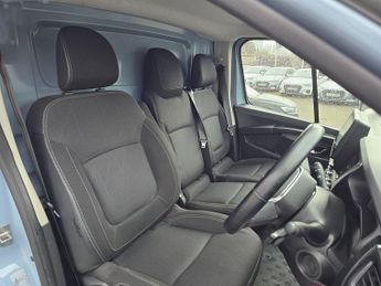 RENAULT TRAFIC 2.0 dCi Blue LL30 Sport+ Panel Van 5dr Diesel Manual L2 H1 Euro 