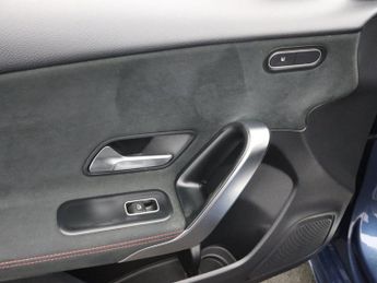 MERCEDES-BENZ A-CLASS 1.3 A180 AMG Line (Executive) Saloon 4dr Petrol 7G-DCT Euro 6 (s