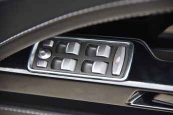 ASTON MARTIN RAPIDE S 6.0 V12 S Saloon 4dr Petrol T-TronIII Euro 6 (552 ps)