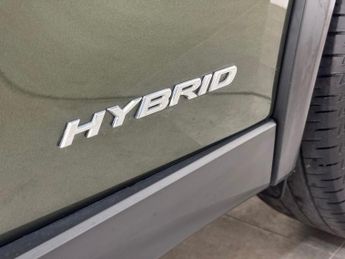 LEXUS UX 2.0 250h SUV 5dr Petrol Hybrid E-CVT Euro 6 (s/s) (184 ps)