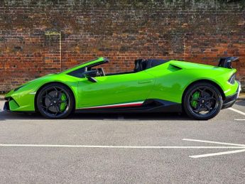 LAMBORGHINI HURACAN 5.2 V10 LP 640-4 Performante Spyder 2dr Petrol LDF 4WD Euro 6 (s