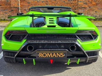 LAMBORGHINI HURACAN 5.2 V10 LP 640-4 Performante Spyder 2dr Petrol LDF 4WD Euro 6 (s