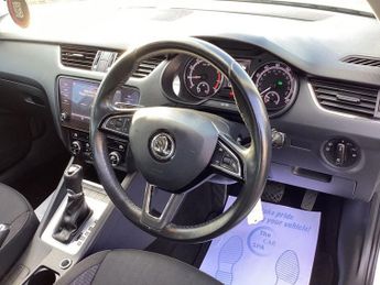 SKODA OCTAVIA 1.0 TSI GPF SE Technology Hatchback 5dr Petrol DSG Euro 6 (s/s) 