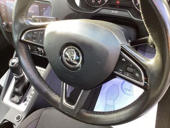 SKODA OCTAVIA 1.0 TSI GPF SE Technology Hatchback 5dr Petrol DSG Euro 6 (s/s) 