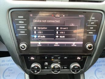 SKODA OCTAVIA 1.0 TSI GPF SE Technology Hatchback 5dr Petrol DSG Euro 6 (s/s) 