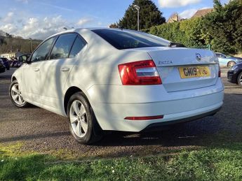 SKODA OCTAVIA 1.0 TSI GPF SE Technology Hatchback 5dr Petrol DSG Euro 6 (s/s) 