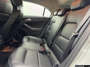 MERCEDES-BENZ A-CLASS 1.5 A180d Sport Hatchback 5dr Diesel 7G-DCT Euro 6 (s/s) (109 ps