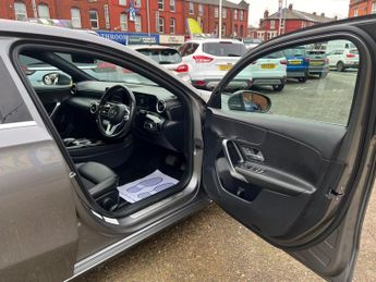 MERCEDES-BENZ A-CLASS 1.5 A180d Sport Hatchback 5dr Diesel 7G-DCT Euro 6 (s/s) (116 ps