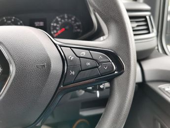 RENAULT TRAFIC 2.0 dCi Blue LL30 Business+ Panel Van 5dr Diesel Manual L2 H1 Eu