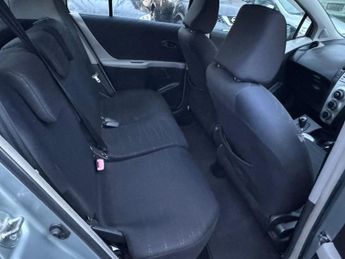 PEUGEOT 107 1.0 12V Urban Hatchback 3dr Petrol 2 Tronic Euro 4 (68 ps)