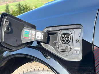 RENAULT 5 E-TECH comfort range 52kWh iconic five Hatchback 5dr Electric Auto (150