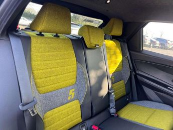 RENAULT 5 E-TECH comfort range 52kWh iconic five Hatchback 5dr Electric Auto (150