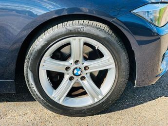 BMW 3 SERIES 2.0 320i SE Saloon 4dr Petrol Auto Euro 6 (s/s) (184 ps)