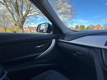 BMW 3 SERIES 2.0 320i SE Saloon 4dr Petrol Auto Euro 6 (s/s) (184 ps)