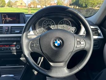 BMW 3 SERIES 2.0 320i SE Saloon 4dr Petrol Auto Euro 6 (s/s) (184 ps)