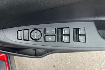 HYUNDAI TUCSON 1.6 T-GDi Premium SE SUV 5dr Petrol DCT Euro 6 (s/s) (177 ps) Pa