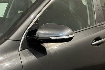 KIA NIRO 64kWh 2 SUV 5dr Electric Auto (201 bhp) Reverse Camera, Rear Par