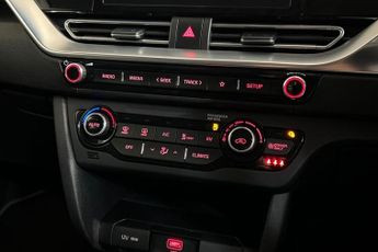 KIA NIRO 64kWh 2 SUV 5dr Electric Auto (201 bhp) Reverse Camera, Rear Par