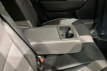 KIA NIRO 64kWh 2 SUV 5dr Electric Auto (201 bhp) Reverse Camera, Rear Par