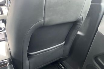 LAND ROVER RANGE ROVER EVOQUE 1.5 P300e 12.2kWh R-Dynamic HSE SUV 5dr Petrol Plug-in Hybrid Au